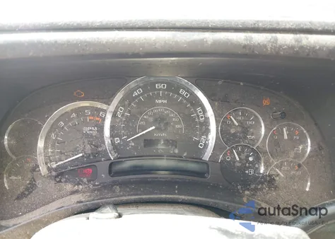 2005 Cadillac Escalade Esv Platinum Edition z USA, uszkodzony, nr VIN 3GYFK66NX5G260610